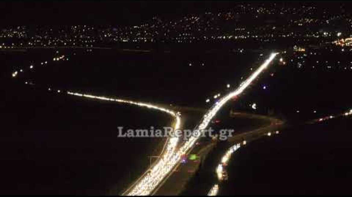 LamiaReport.gr: Συνεχίζεται με ουρές χιλιομέτρων η επιστροφή του 3ημέρου και το βράδυ