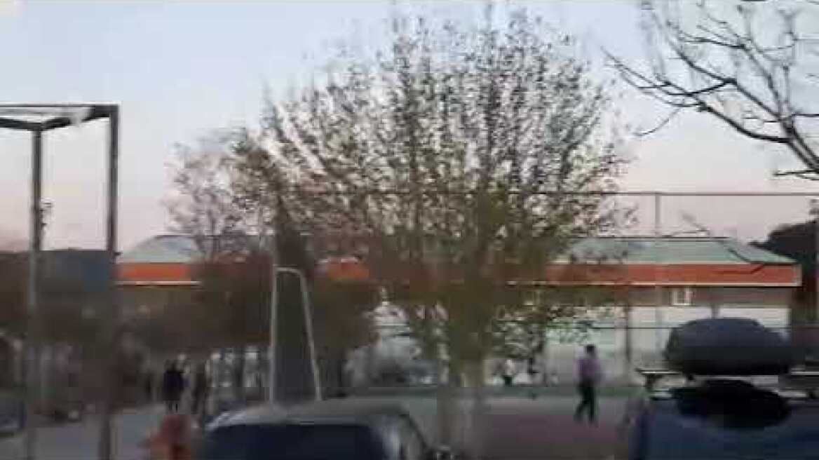 Κορωνοϊός: Βγήκαν για βόλτα στην Πολυχνη - GRTimes.gr