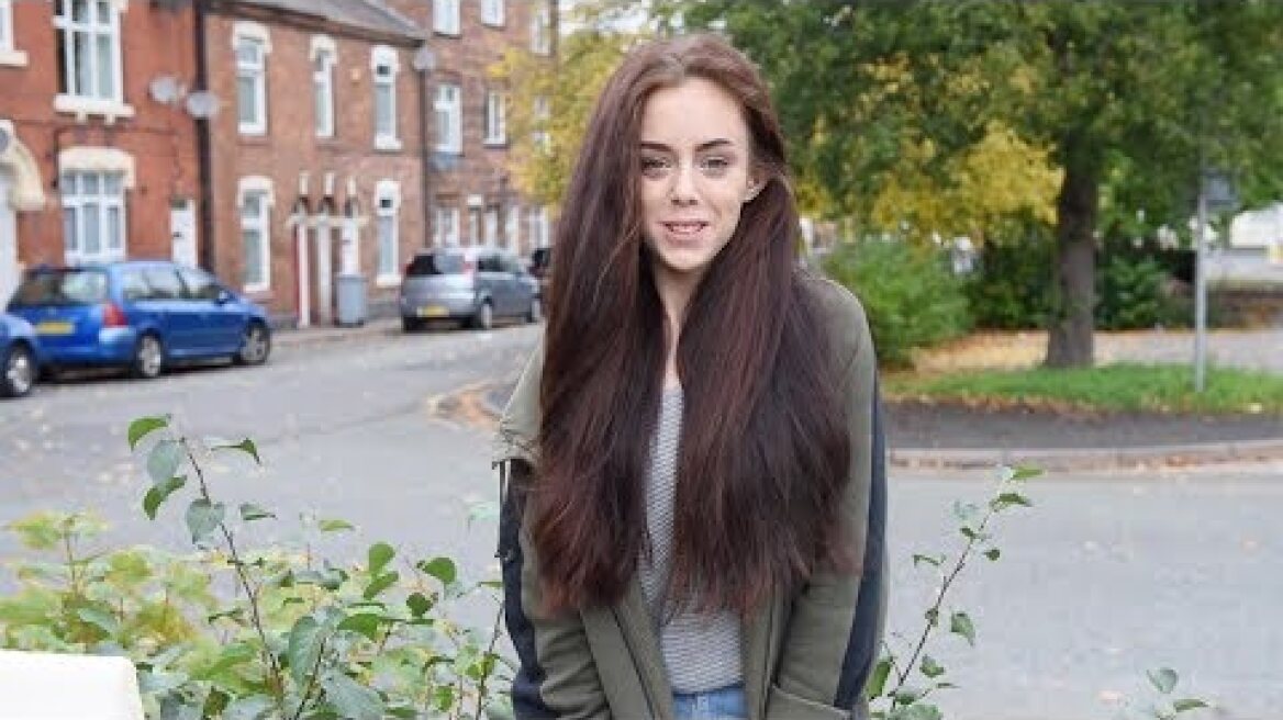 Tommy Robinson Supporter Gets Kicked Out Of Class