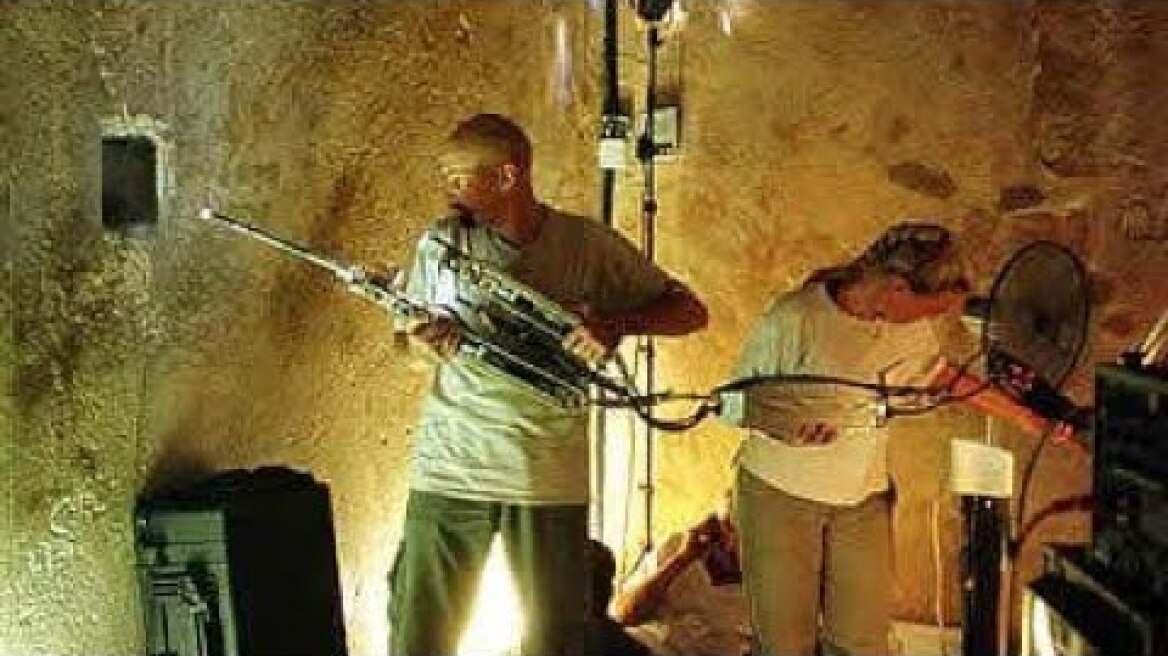 Robot Inside The Great Pyramid: Reveals a Secret Door in a Shaft