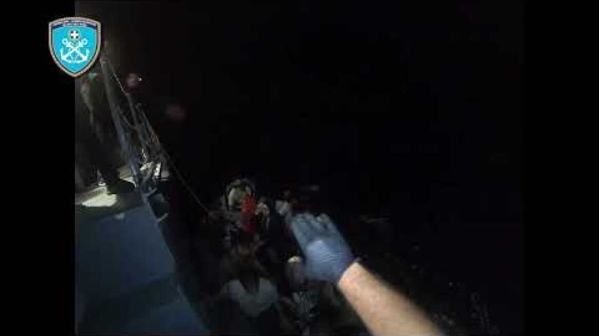 Εντοπισμός και διάσωση 16 ατόμων και σύλληψη του διακινητή τους στη Ρόδο (22/08/23)