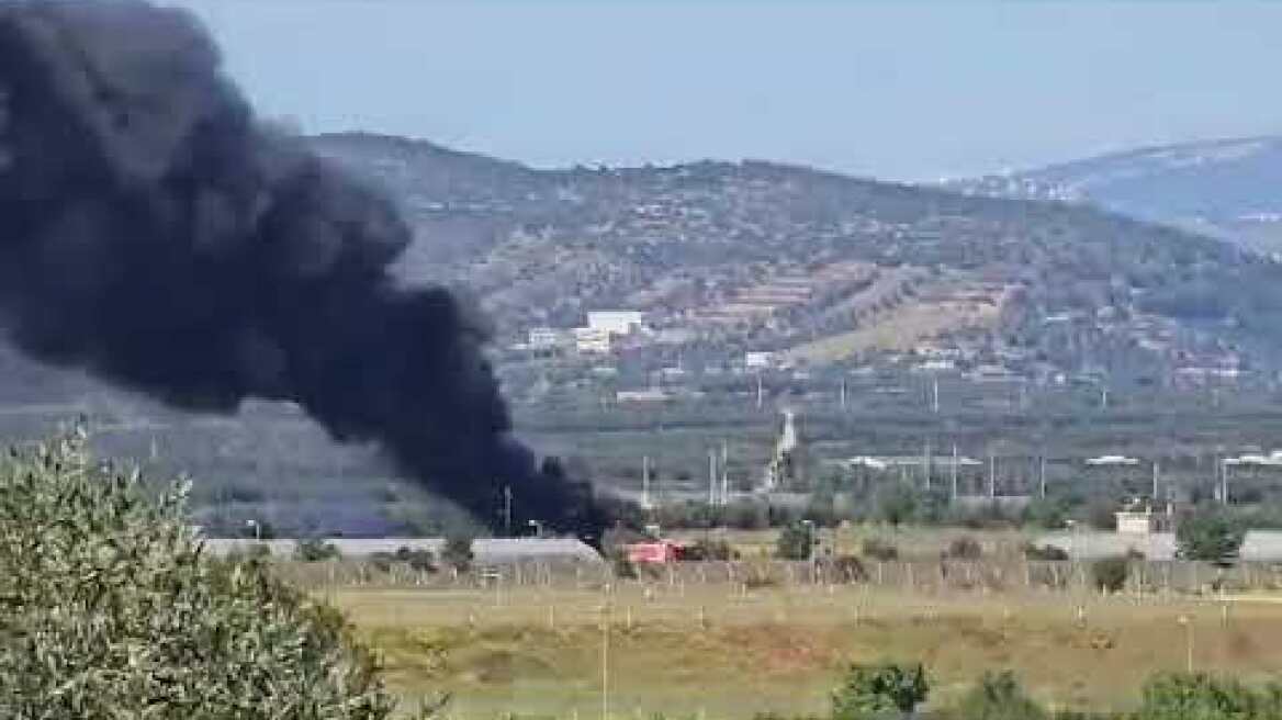 Φωτιά κοντά στο αεροδρόμιο «Ελευθέριος Βενιζέλος»