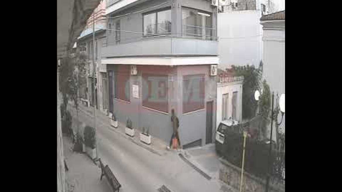 Μαρούσι: Διαρρήκτης μπούκαρε σε σπίτι κάπνισε, ήπιε και φεύγοντας άφησε τα εργαλεία του