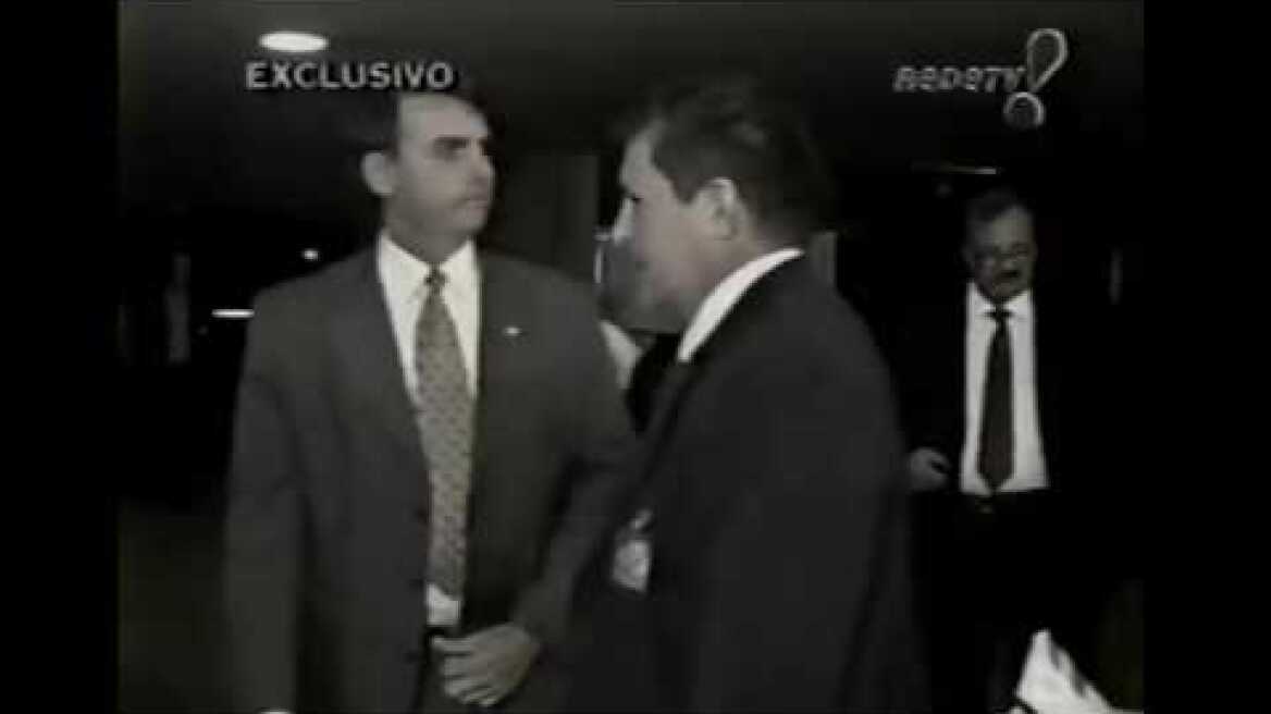 Jair Bolsonaro discute com Maria do Rosário - 2003