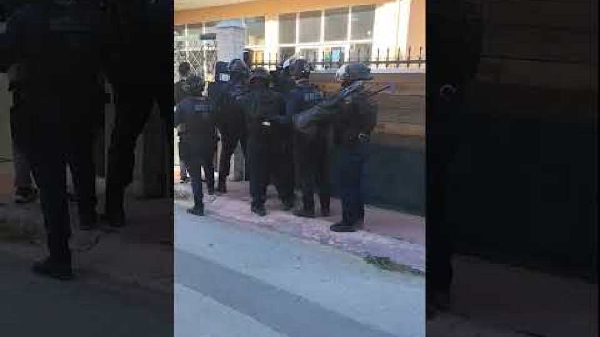 Ειδική αστυνομική επιχείρηση της Διεύθυνσης Αστυνομίας Δυτικής Αττικής σε οικισμούς των Αχαρνών