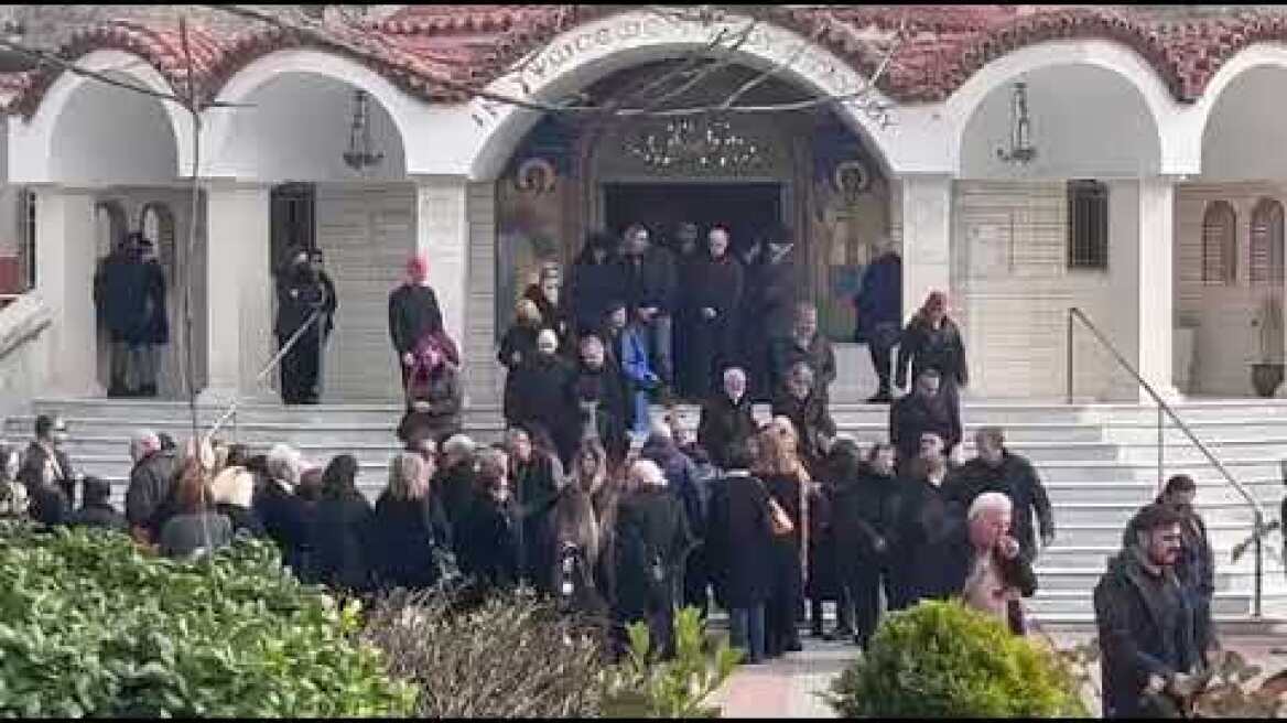 «Τελευταίο αντίο» στη σοπράνο Ελισάβετ Χατζηβασιλείου που έχασε τη ζωή της στα Τέμπη