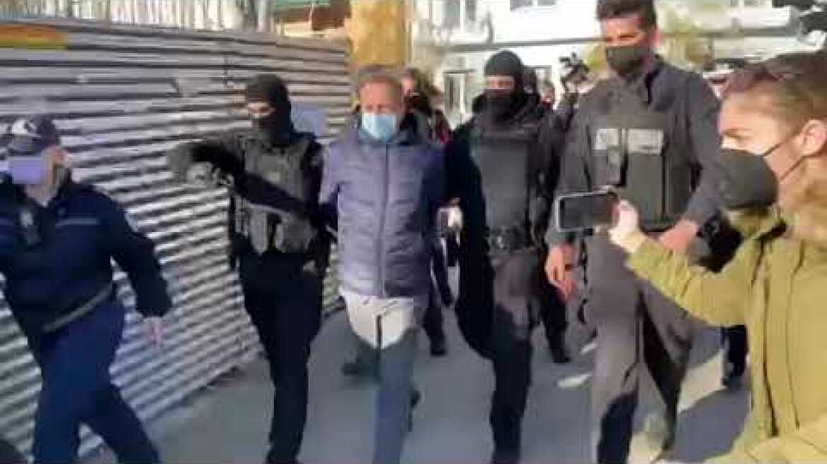 Ο Δημήτρης Λιγνάδης φτάνει στα δικαστήρια 