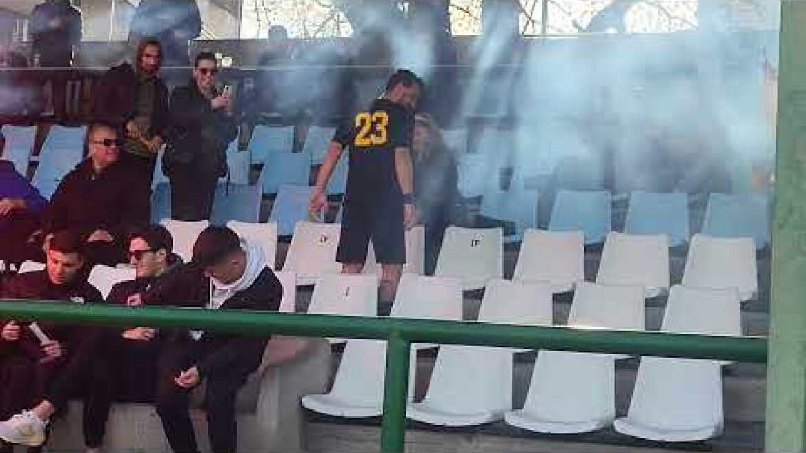 Ποδοσφαιριστής έκανε πρόταση γάμου στην αγαπημένη του στο δημοτικό στάδιο Έδεσσας