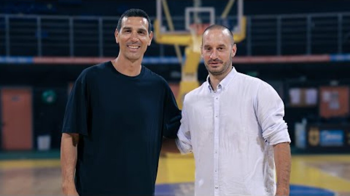 ARIS BC | Nikos welcomes Bogdan home