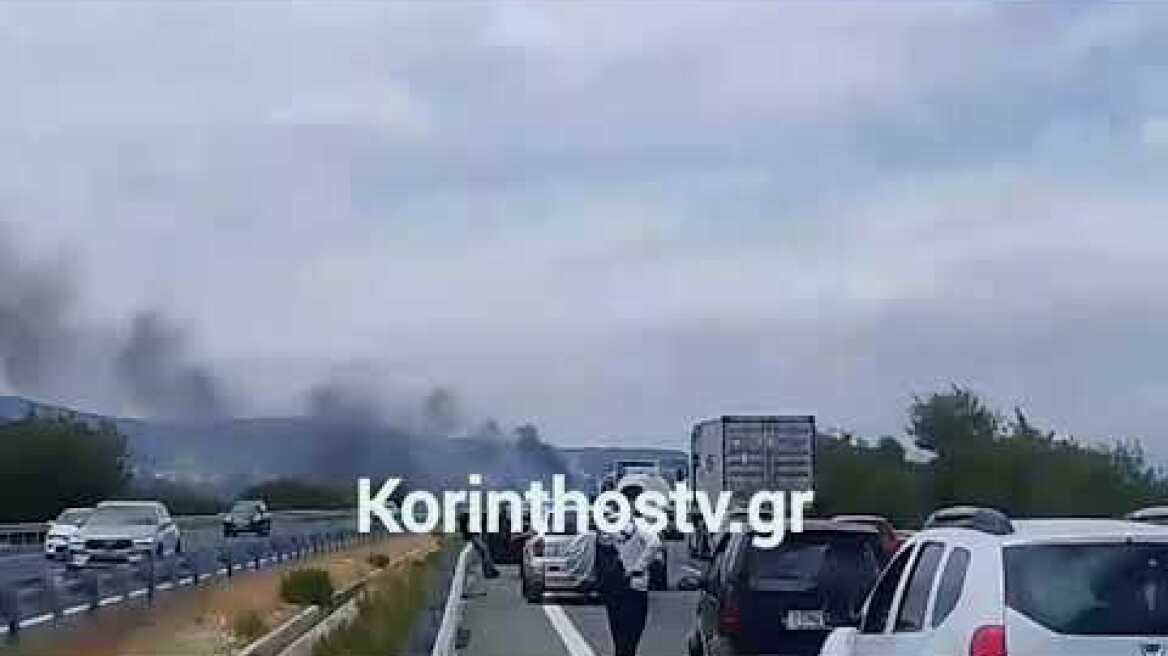 φωτιά σε φορτηγάκι στην εθνική οδό κορίνθου -πατρών