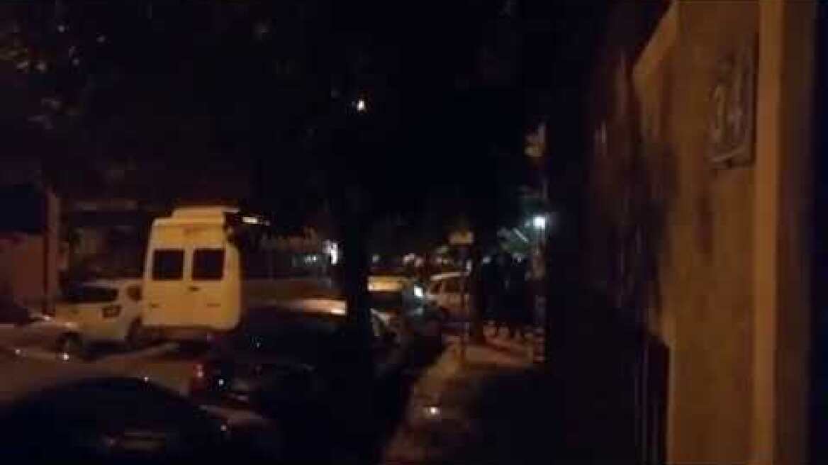 Τριπλή επιχείρηση εκκένωσης καταλήψεων στην Αθήνα: Ένταση στο Κουκάκι  