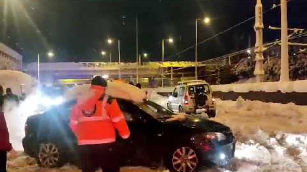 Απεγκλωβισμοί