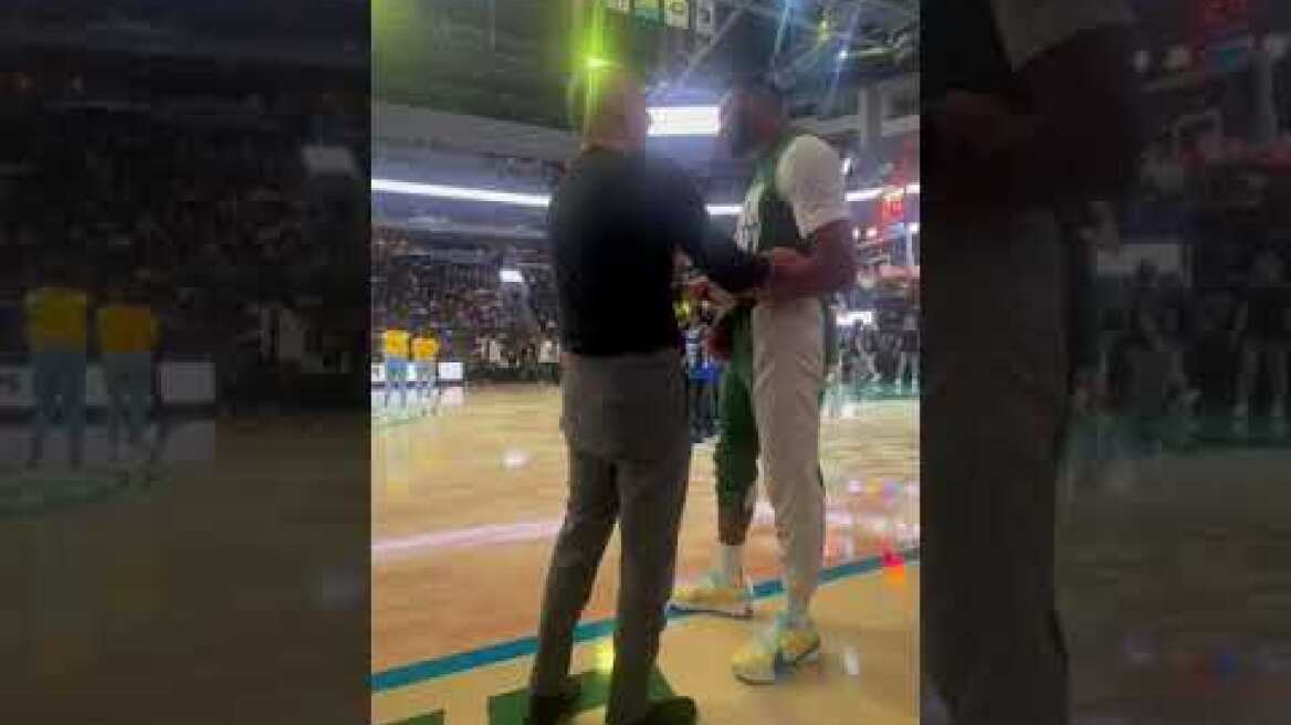 Αντετοκούνμπο-Παπαδόγαμβρος στο Μιλγουόκι (2)