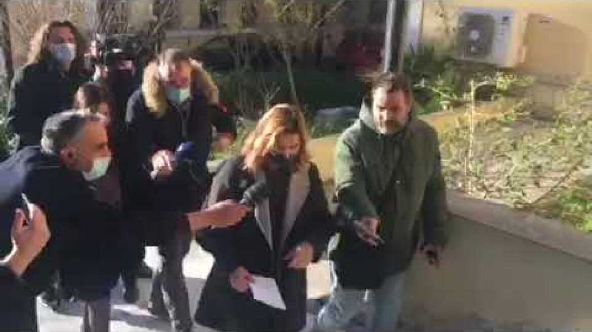 Σοφία Μπεκατώρου: Καταθέτει αυτή την ώρα
