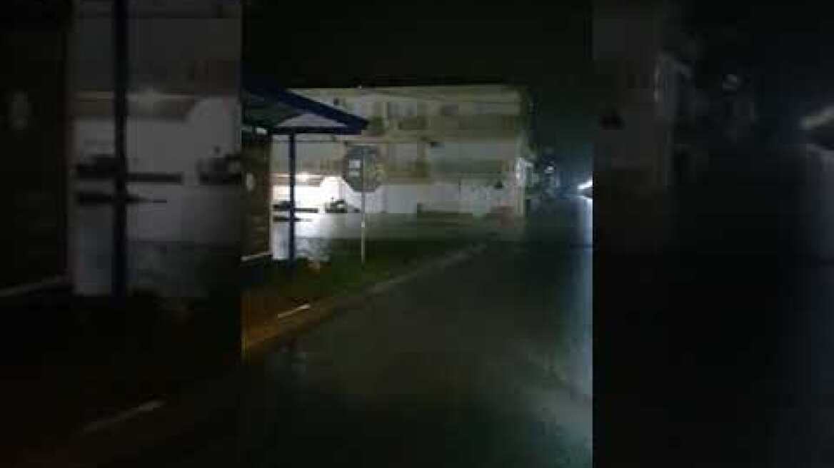 «Ποτάμια» οι δρόμοι στα Φλογητά