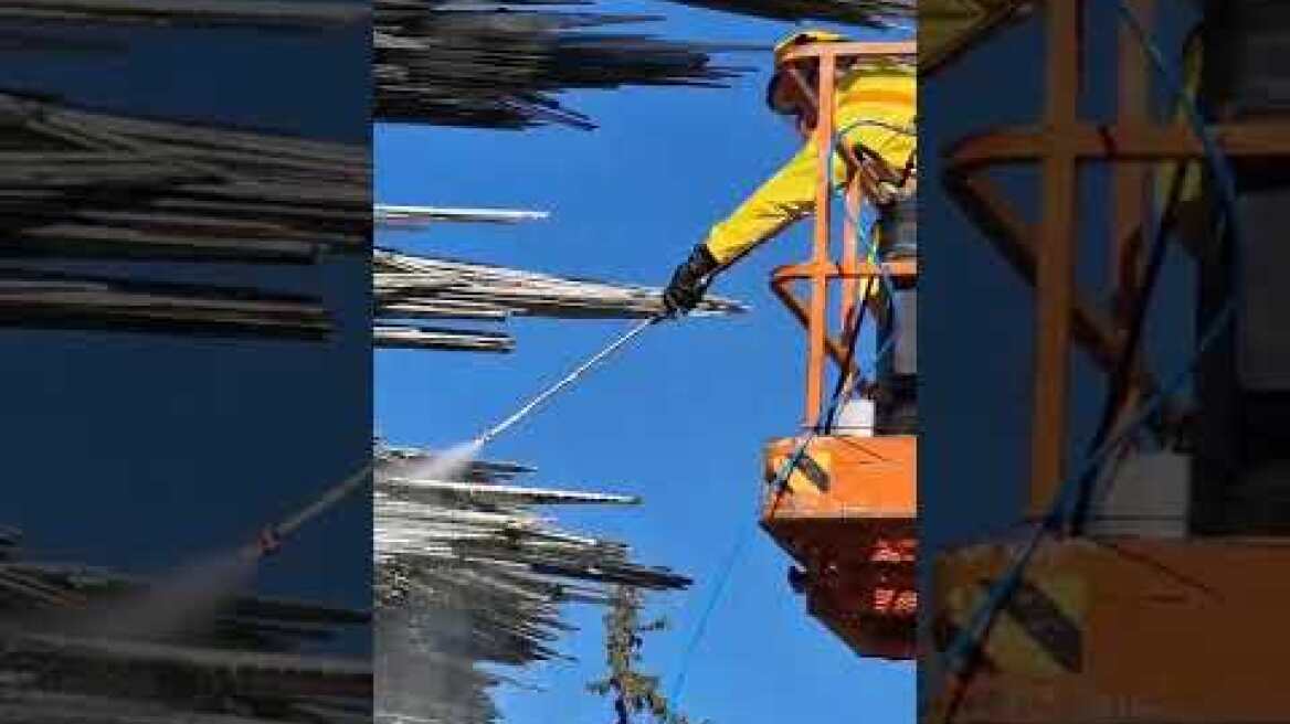 «Δρομέας»: Καθαρίστηκε το εμβληματικό γλυπτό της Βασιλίσσης Σοφίας