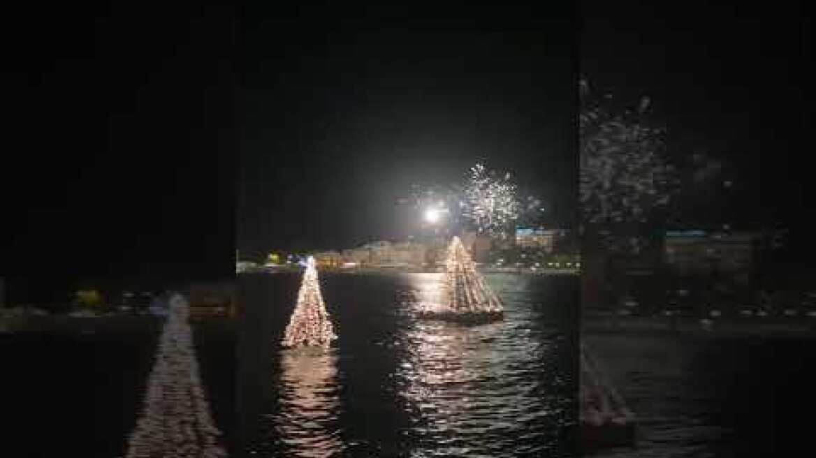 Άναψε το Χριστουγεννιάτικο δέντρο στη Χαλκίδα