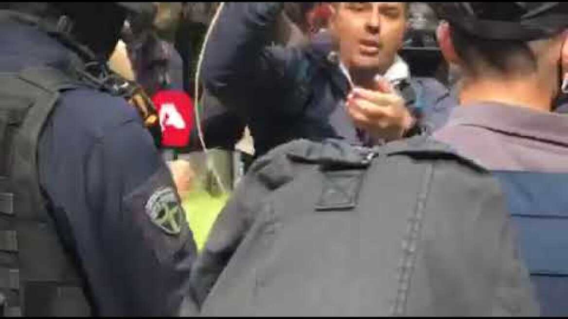 Έφτασε στα δικαστήρια για να απολογηθεί η Ρούλα Πισπιρίγκου 3