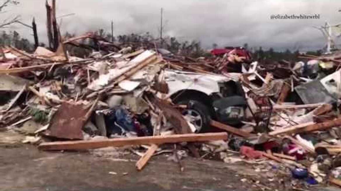 Tornado damage in Lee County, Alabama: raw video