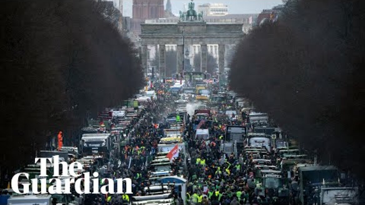 Tractors shut down roads in Berlin in protest against greener farming policies