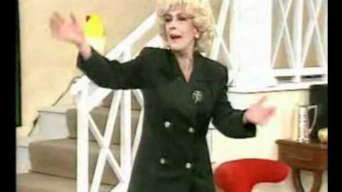 2 Ξένοι Ζωίτσα-ποδόσφαιρο