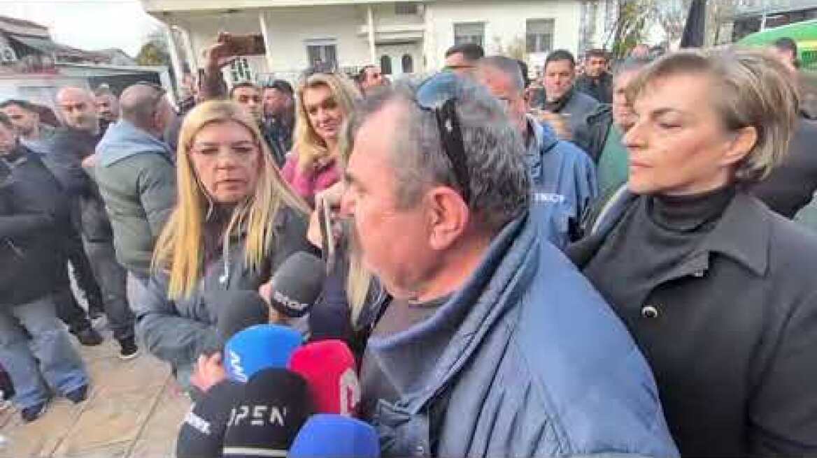 Αγρότες από τη σύσκεψη στη Νίκαια (7)