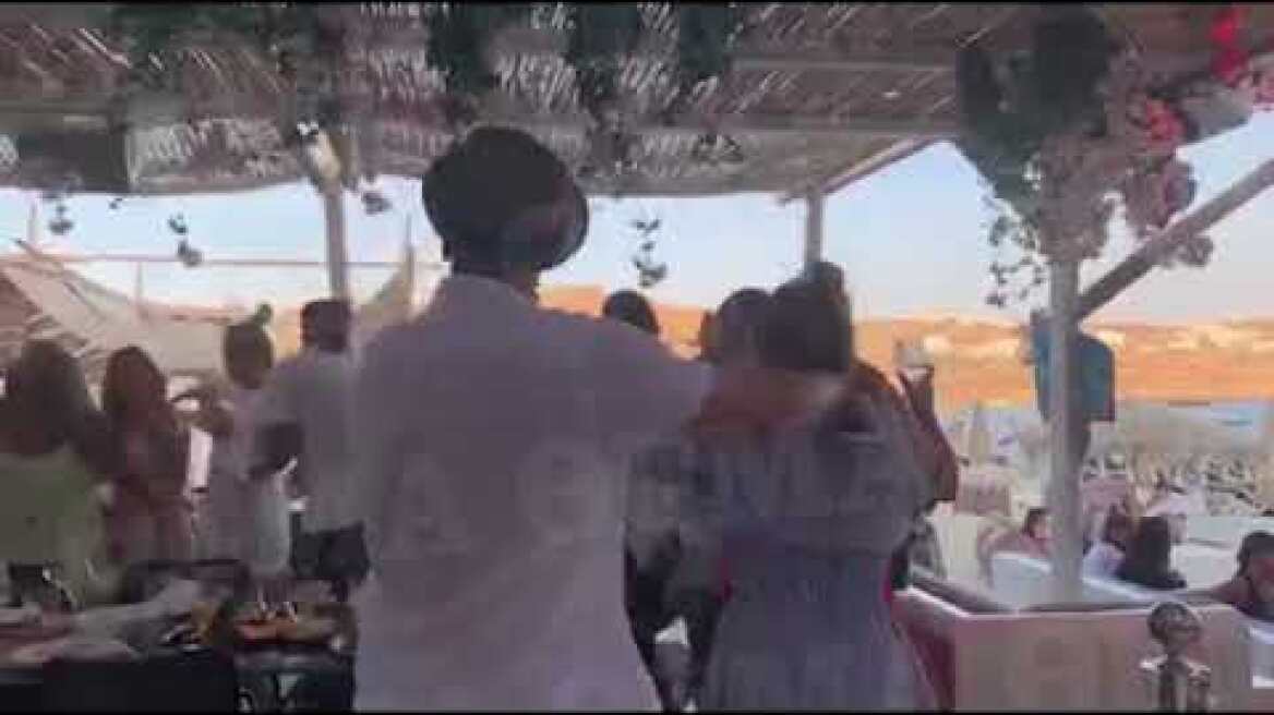 Μύκονος, αποκλειστικό: Τα «έδωσε» όλα στο Καλό Λιβάδι ο μεγιστάνας Ναγκίμπ Σαουίρις