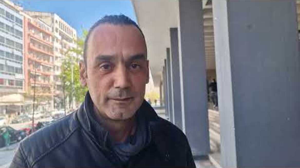 Θεσσαλονίκη: «Έβγαλε το σπαθί κατάνα και ορμηξε επάνω μου, με κάρφωσε στην κοιλιά»