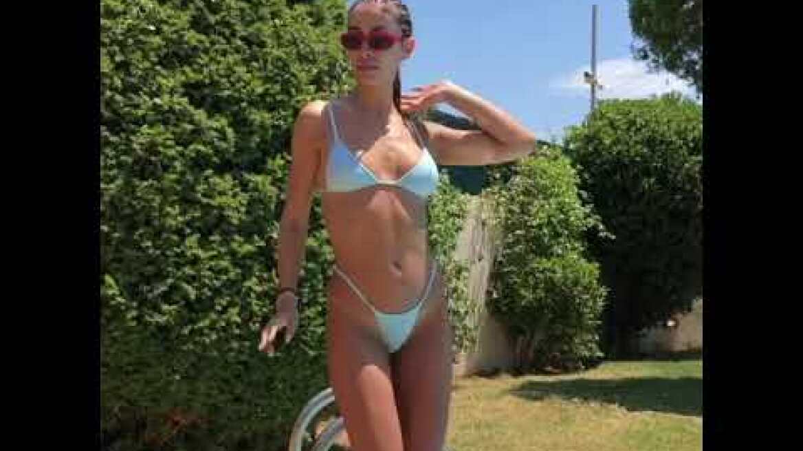 Ελενη Φουρειρα χορευει με μαγιο