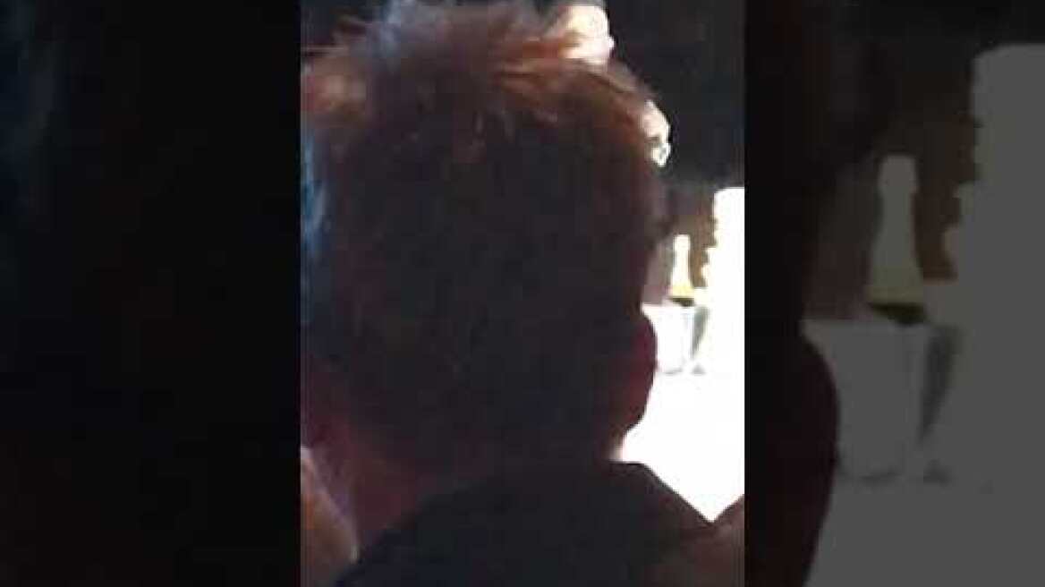 Στιγμιότυπα από το γάμο του Αντώνη Ρέμου με την Υβόννη Μπόσνιακ (4)