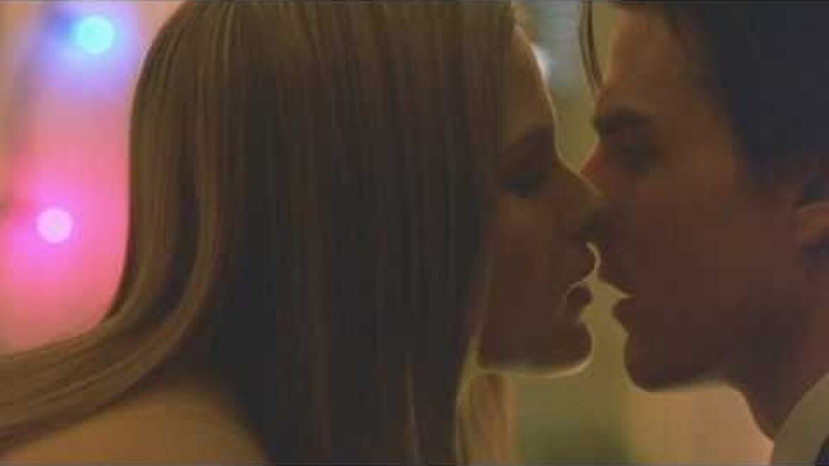 Eyes Wide Shut Trailer (HD)