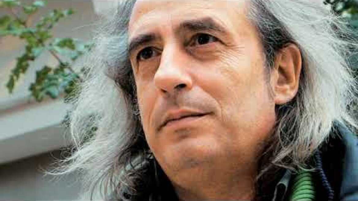 Αγγελάκας για μαθητικές κινητοποιήσεις: Αυτός ο υπερβολικός πατριωτισμός με βάζει λίγο σε σκέψεις