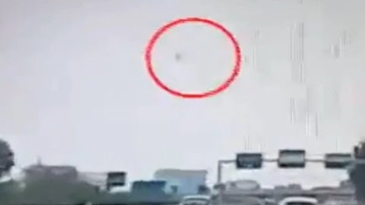 Plane carrying Romanian billionaire crashes