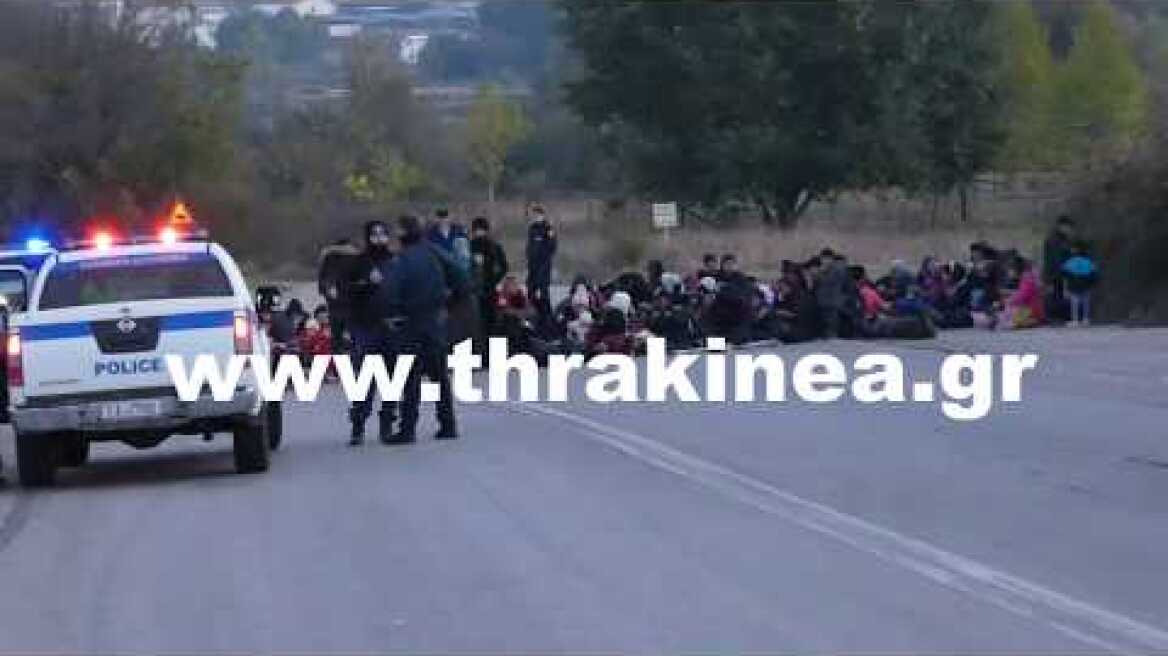 Κατάληψη του κόμβου της Καβύλης από λαθρομετανάστες