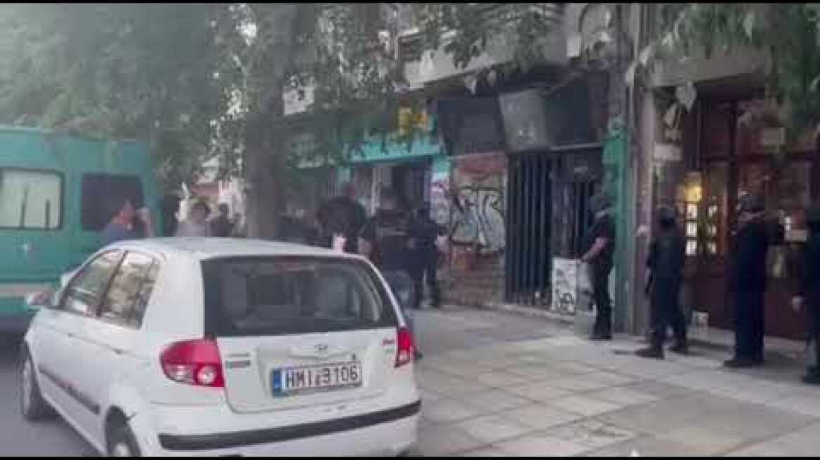 Σφραγίζεται η κατάληψη που εκκενώθηκε στη Θεσσαλονίκη (1)