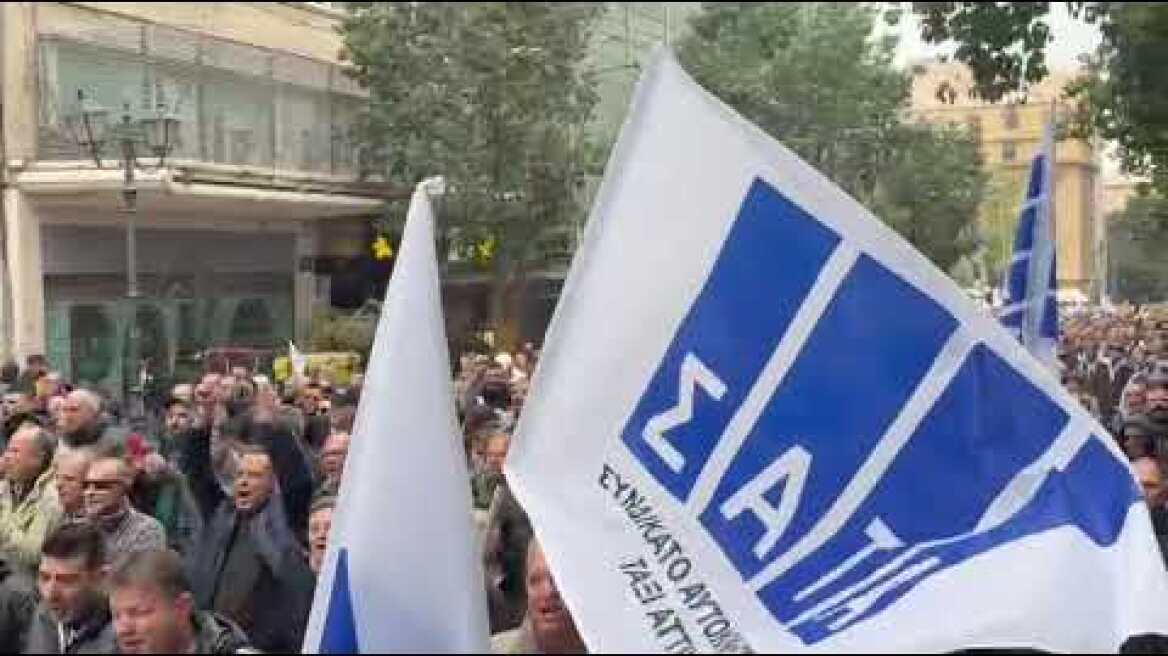 Απεργία οδηγών ταξί σε όλη τη χώρα, πορεία προς το κέντρο της Αθήνας (3)