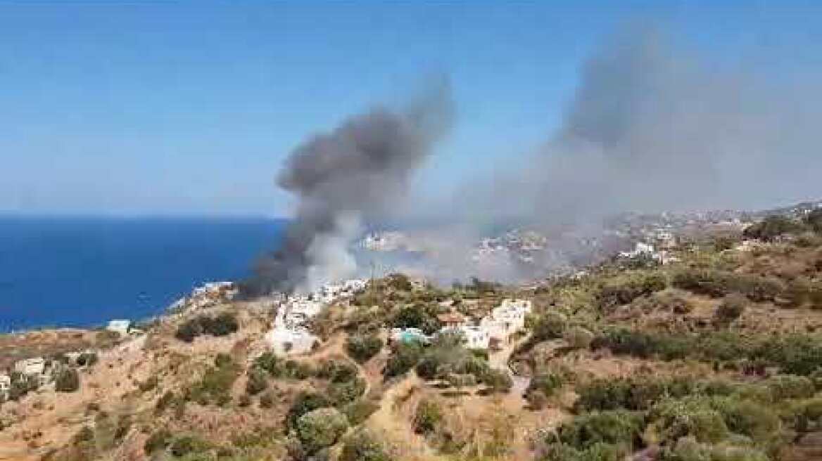 Φωτιά σε τουριστική περιοχή