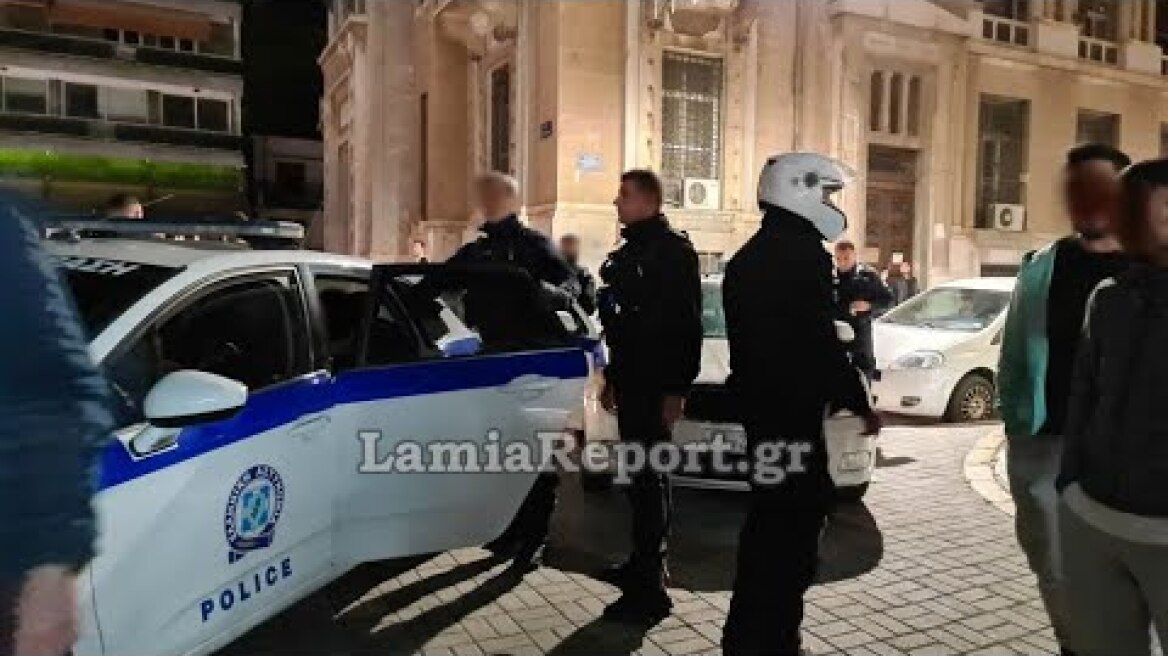 LamiaReport.gr: Ξύλο στην πλατεία Ελευθερίας