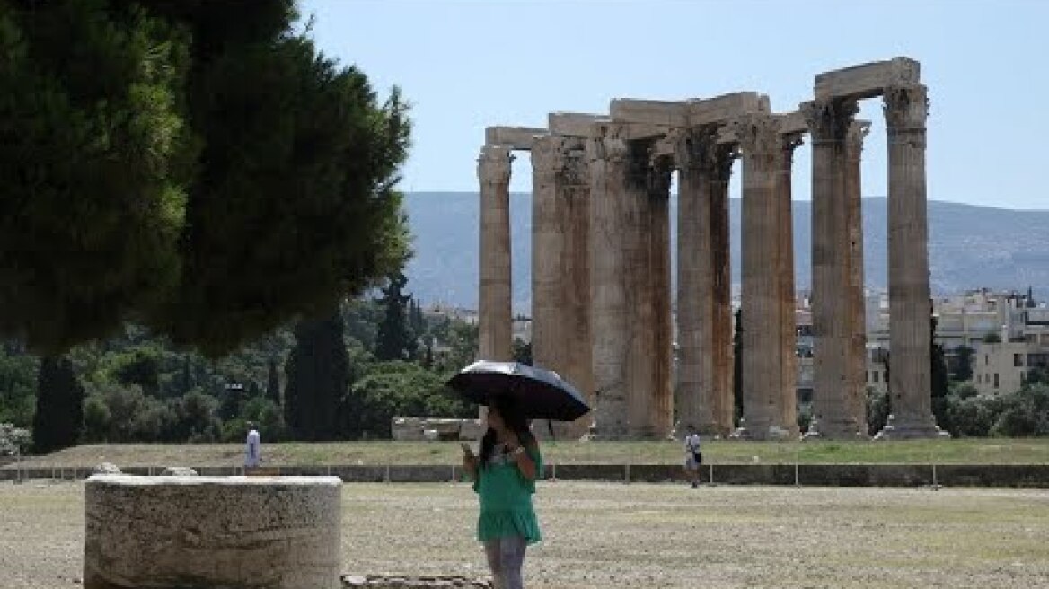 Greece to welcome tourists from June
