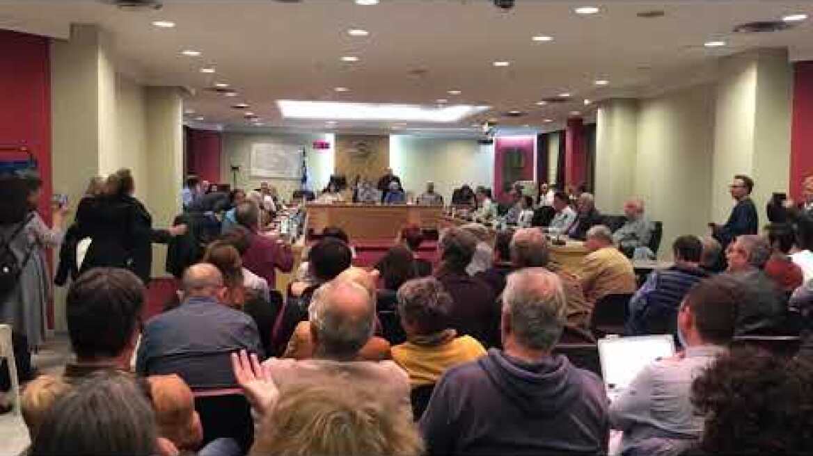 Thestival.gr Ένταση στο δημοτικό συμβούλιο Καλαμαριάς για το Μεταναστευτικό