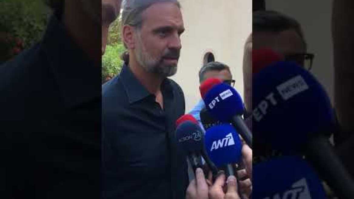 Ο Φραγκίσκος Αλβέρτης στην επιμνημόσυνη δέηση για τον Γιάννη Ιωαννίδη