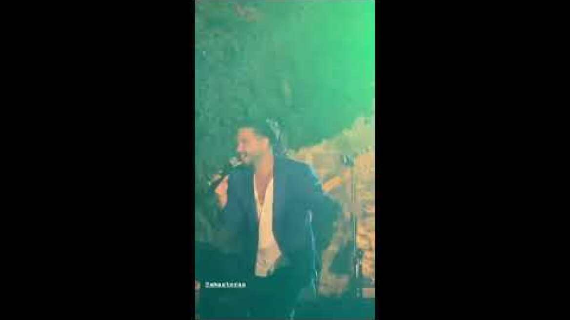 Μύρωνας Στρατής - Κατερίνα Ζαπάρδα: Το γαμήλιο γλέντι του ζευγαριού