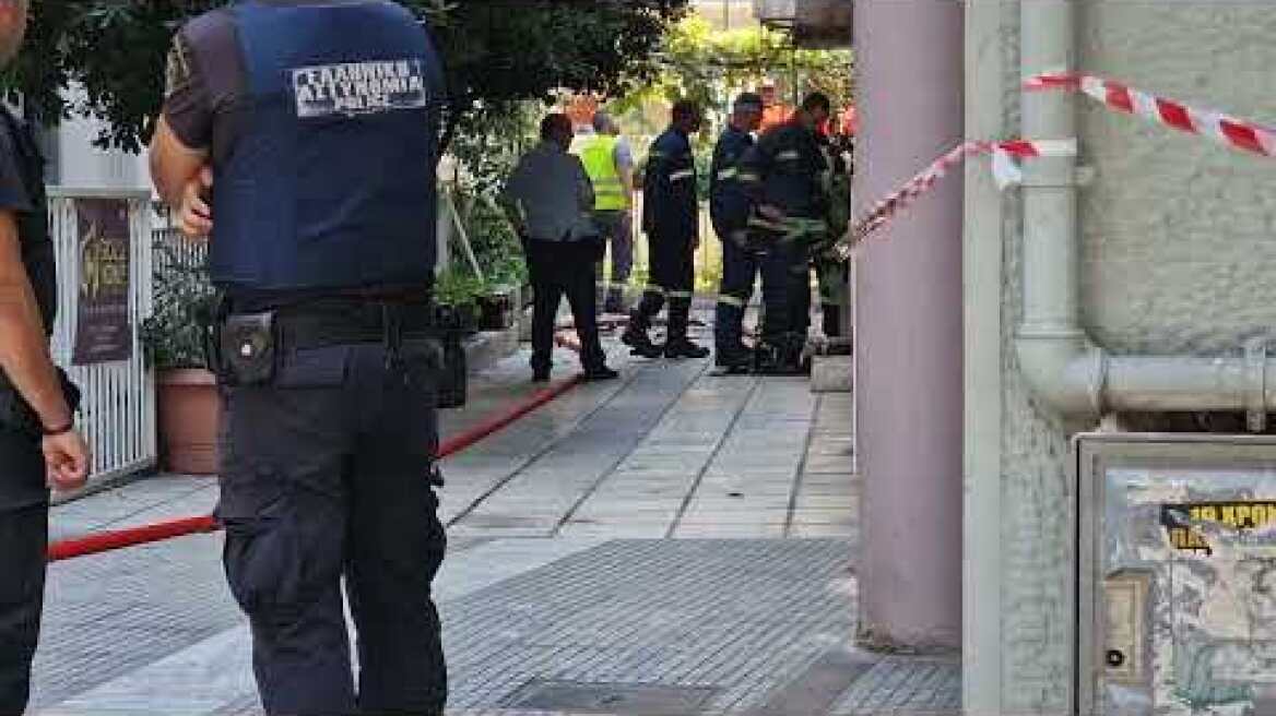 Θεσσαλονίκη: Πυρκαγιά σε διαμέρισμα - Κιμδυνεψαν γιαγιά και εγγονός