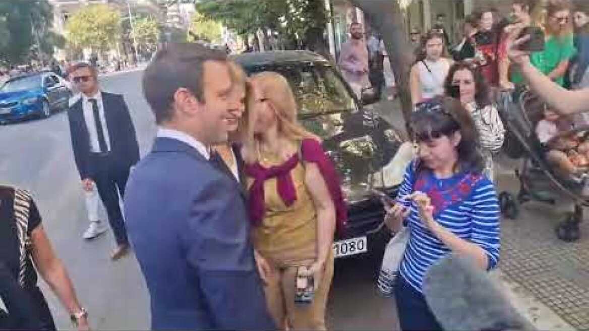 Η βόλτα του Κασσελάκη στη Θεσσαλονίκη μετά την παρέλαση