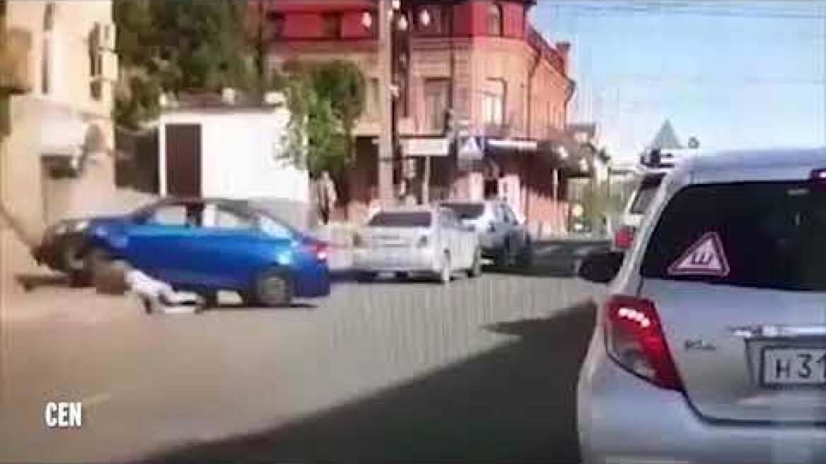 Εξαγριωμένος σύζυγος πατήσε τη γυναίκα του με το αμάξι επειδή του ζήτησε διαζύγιο