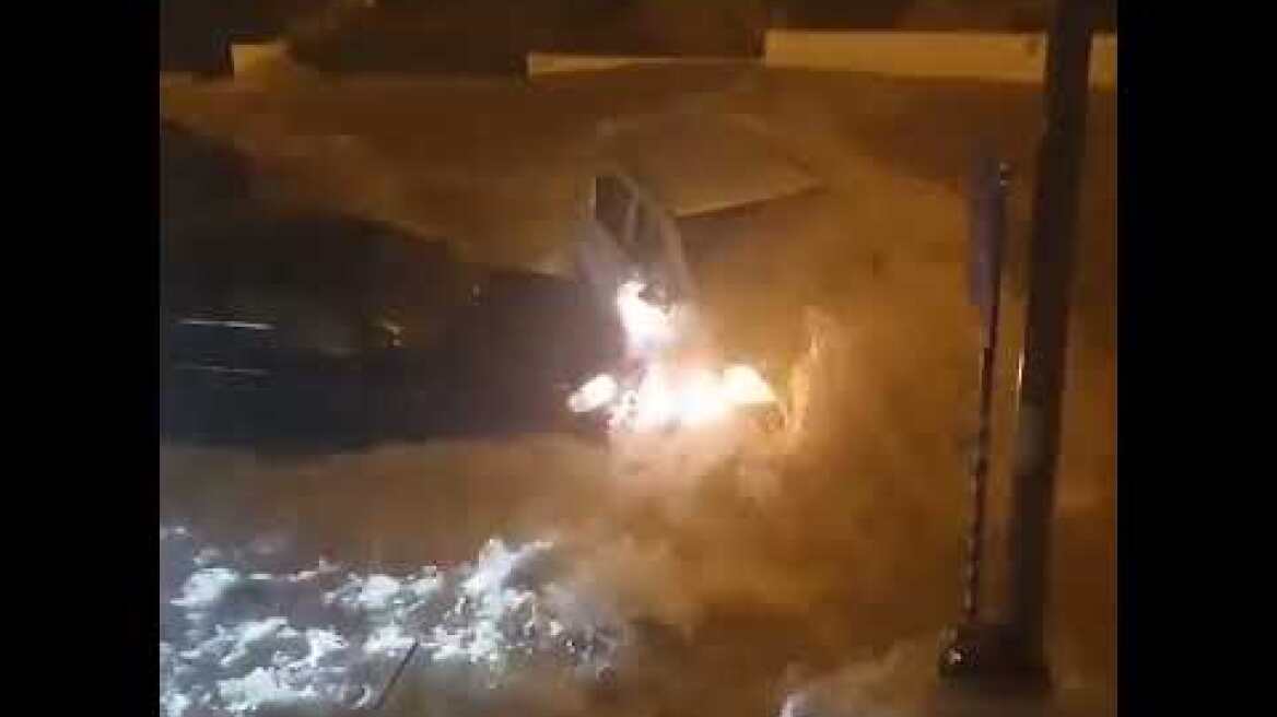 Severe Weather🚨 conditions.Torrential⛈ rain and flash flooding in Lisbon,Portugal.7-12-22.#Portugal
