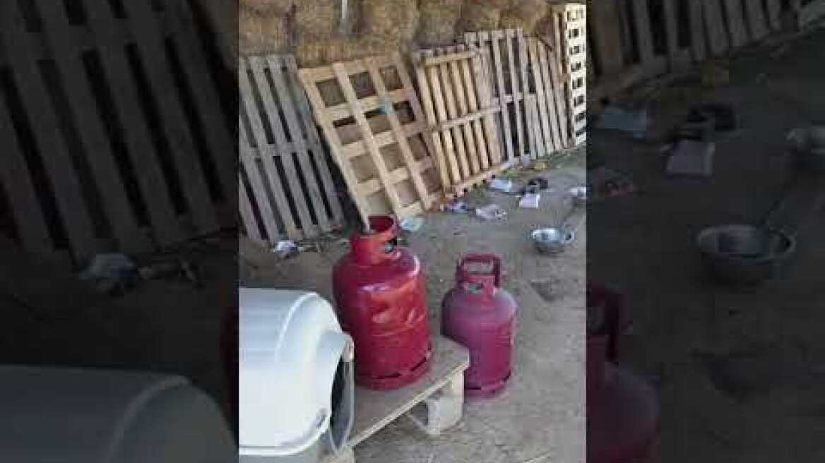 Το εργοστάσιο των λαθραίων τσιγάρων στην Αυλώνα