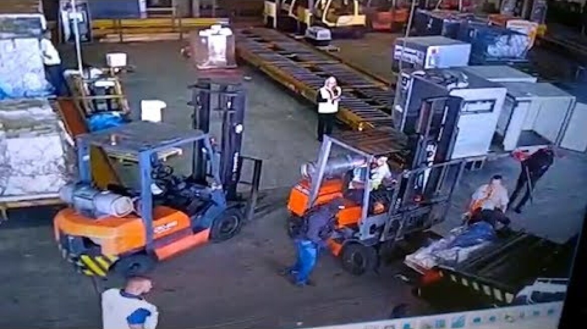 Quadrilha rouba 720 kg de ouro disfarçada de Polícia Federal