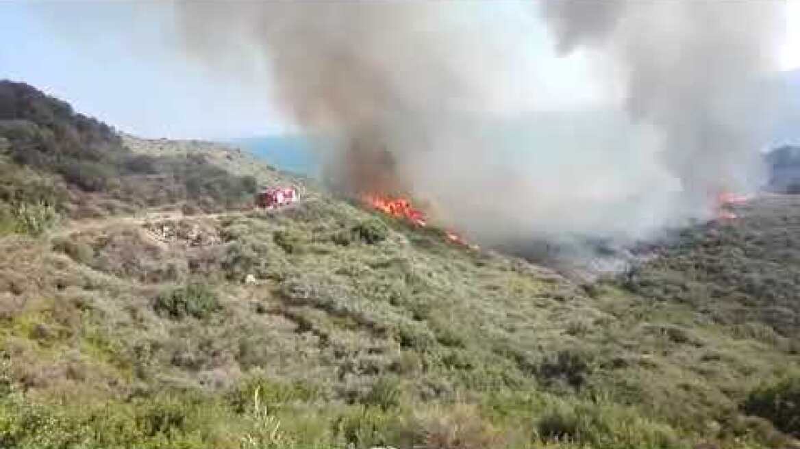 ΖΑΚΥΝΘΟΣ Πυρκαγιά στο Βροντόνερο Επιχειρούν και εναέρια μέσα