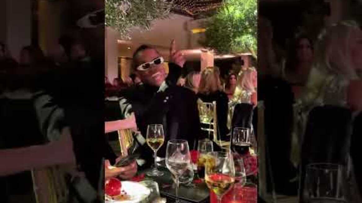 O Fancy James στο χριστουγεννιάτικο δείπνο Αγάπης από την «ΕΛΠΙΔΑ» (2)